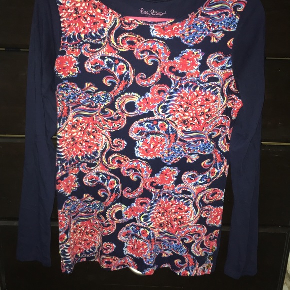 Lilly Pulitzer long sleeved shirt - Picture 2 of 2